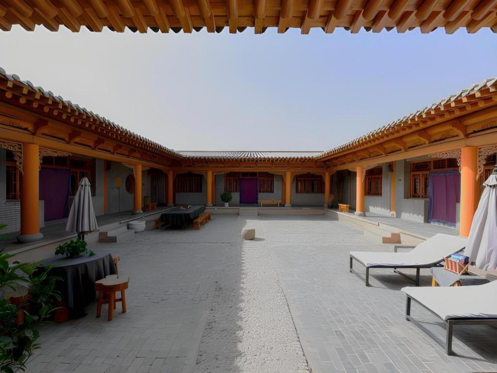 The Silk Road Dunhuang Hotel Экстерьер фото