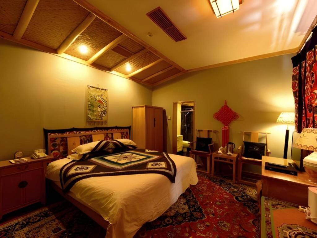 The Silk Road Dunhuang Hotel Экстерьер фото