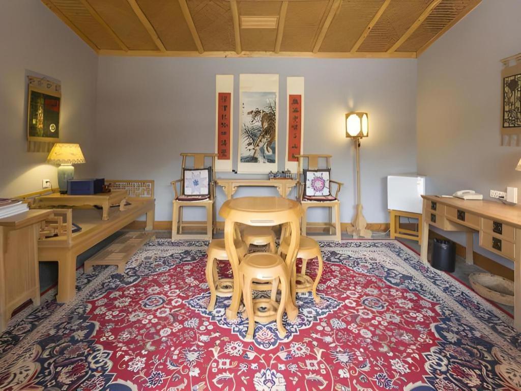 The Silk Road Dunhuang Hotel Экстерьер фото